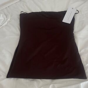 BNWT American threads top